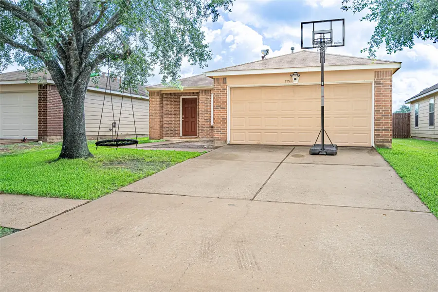 2211 Pine Croft Drive, Humble, TX 77396 - Image #2