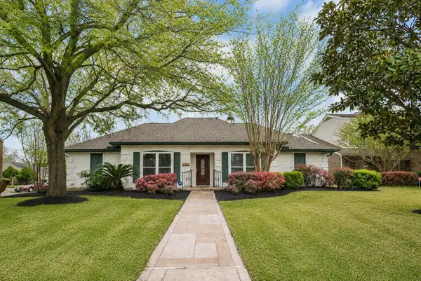 1003 Honey Hill Drive, Houston, TX 77077