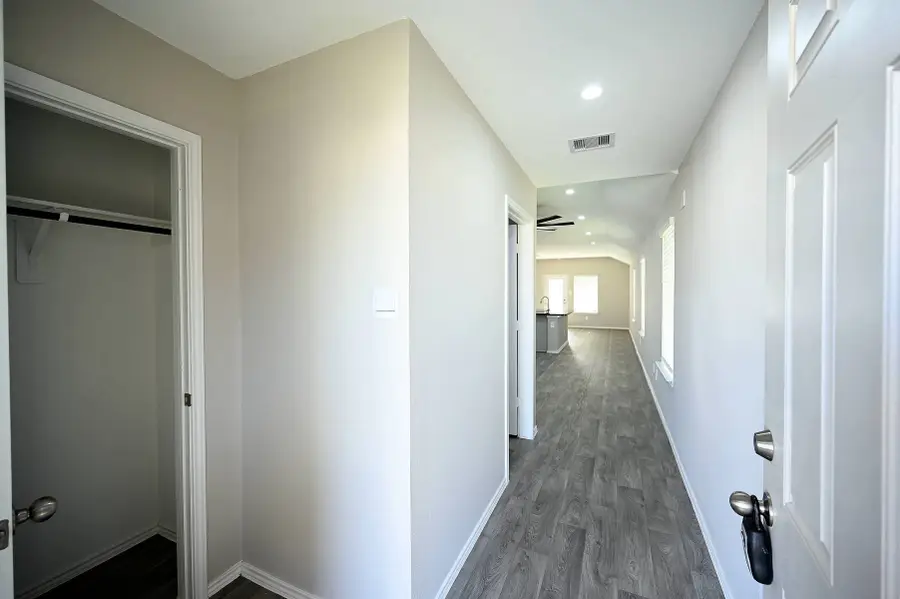 24211 Foxdale Bay Court, Spring, TX 77373 - Image #3