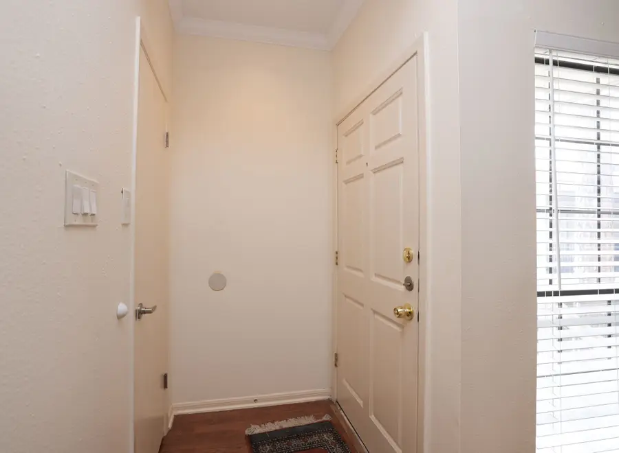 2001 Bering Drive #2F, Houston, TX 77057 - #3