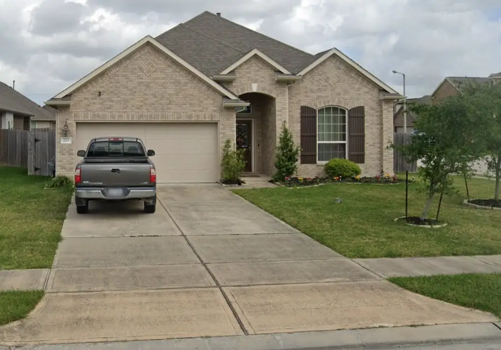 223 Rochester Trail Lane, Dickinson, TX 77539 - #1