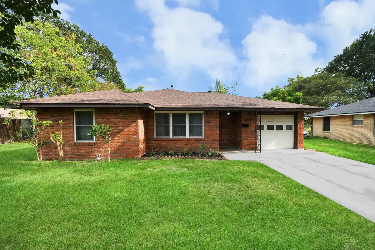 1907 Marguerite Lane, Pasadena, TX 77502 - #1