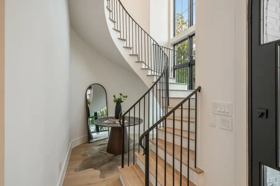 2538 Addison Road, Houston, TX 77030 - #3