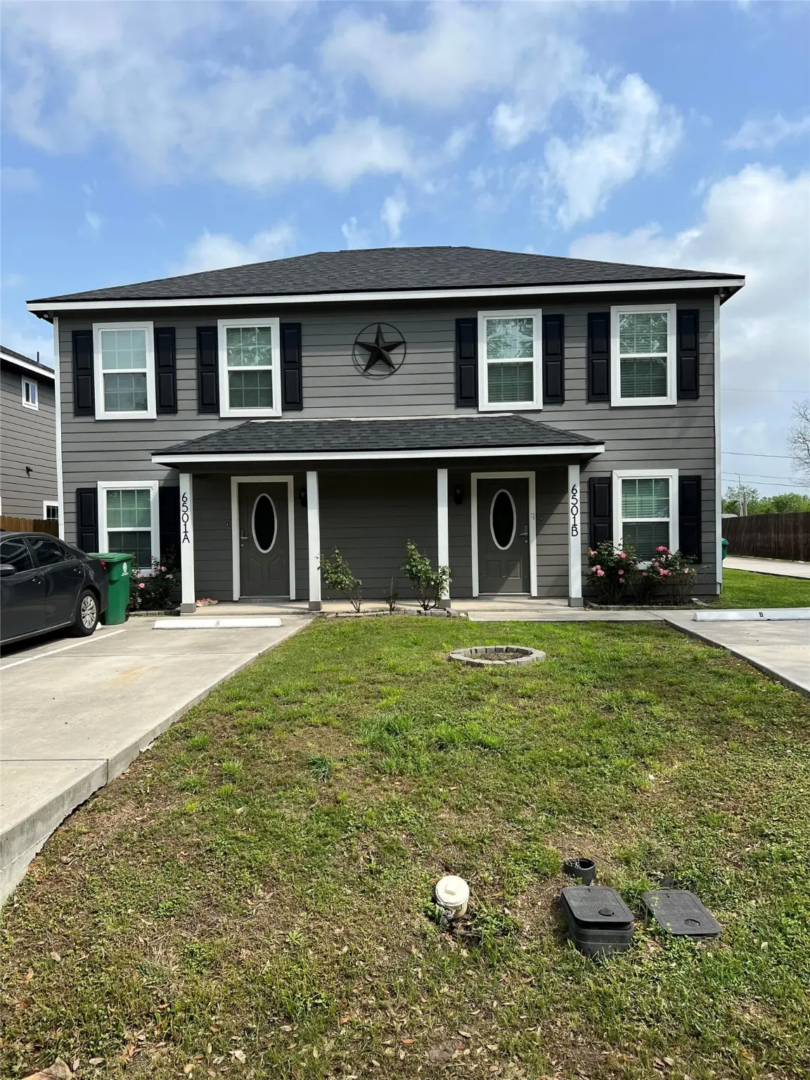 6501 Osprey Drive #A/B, Houston, TX 77048 - Image #1