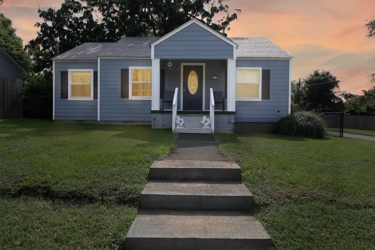 914 S Micheaux Street, Palestine, TX 75801 - #1