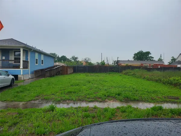 2710 Mills Street, Houston, TX 77026