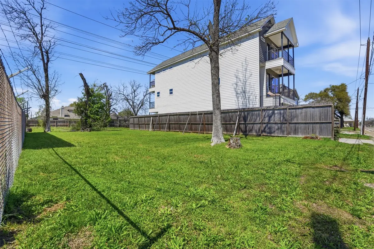 3011 Elysian Street, Houston, TX 77009 - #1