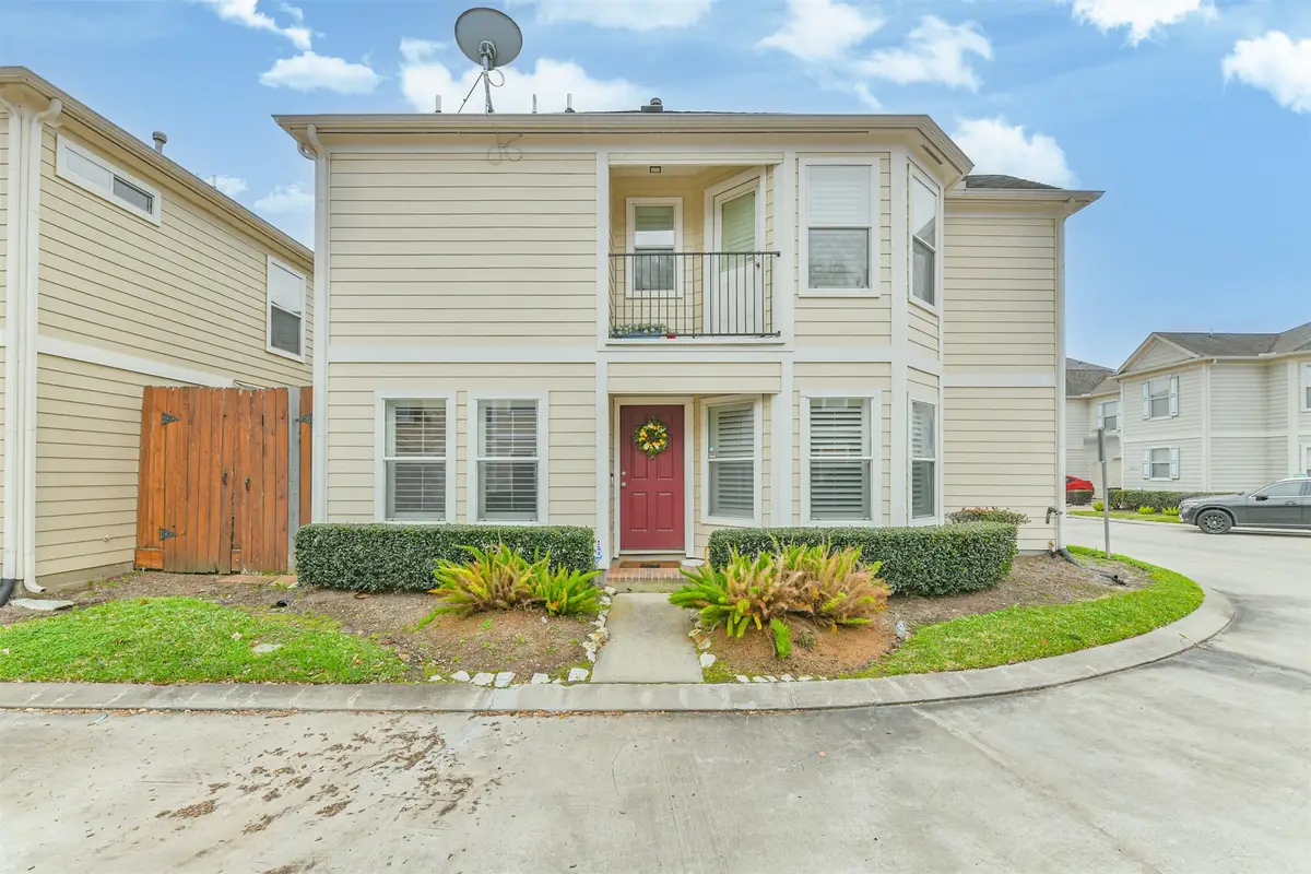 2603 Woodridge Cove Drive, Houston, TX 77087 - #1