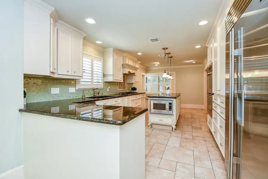 2911 Fontana Drive, Houston, TX 77043 - #2
