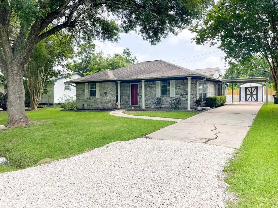 7021 Smith Drive, Hitchcock, TX 77563 - #2