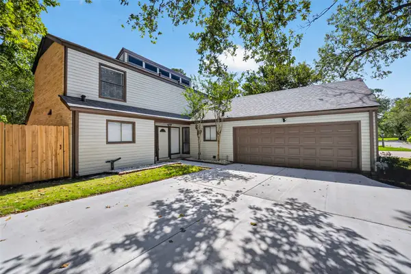 1746 Cloister Drive #6, Crosby, TX 77532
