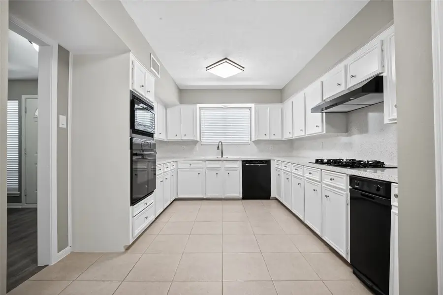 1746 Cloister Drive #6, Crosby, TX 77532 - #3