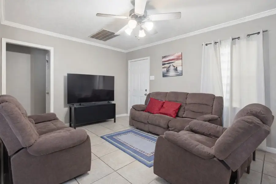 2106 6th Street, Galena Park, TX 77547 - #3