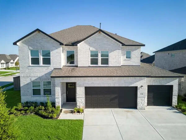8326 Amethyst Valley Lane, Angleton, TX 77515