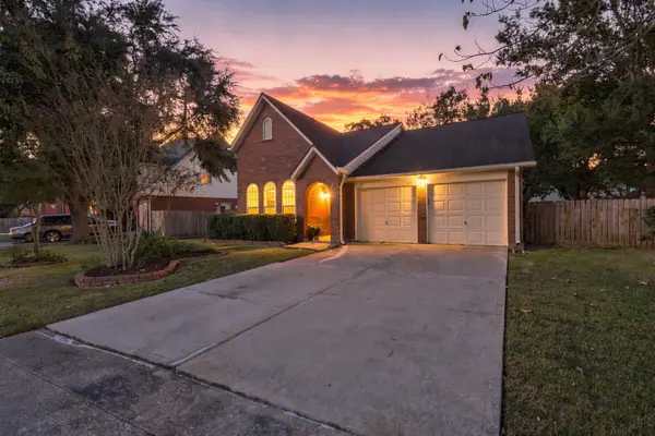 14538 Circlewood Way, Houston, TX 77062