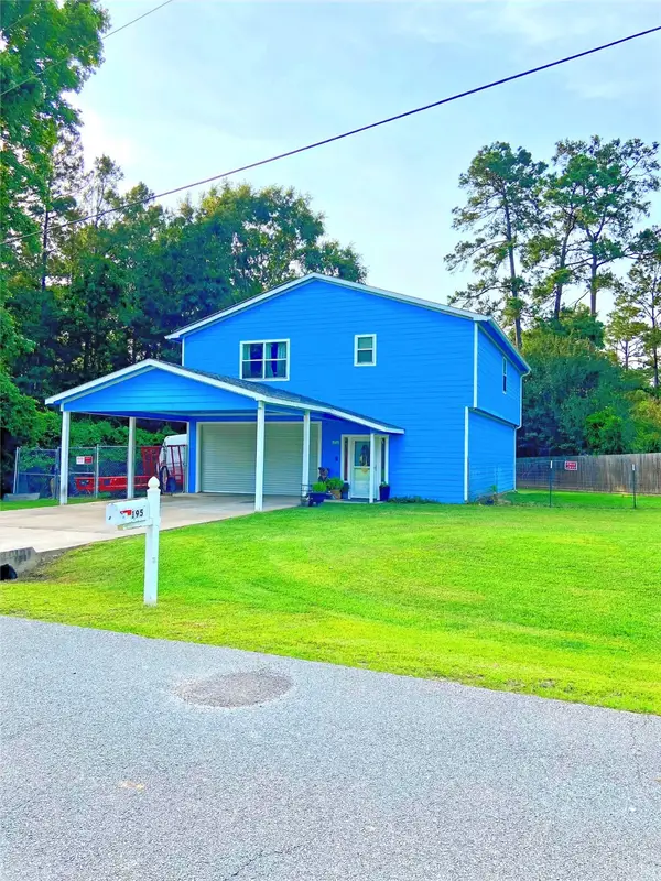 195 Rim Rock Road, Onalaska, TX 77360