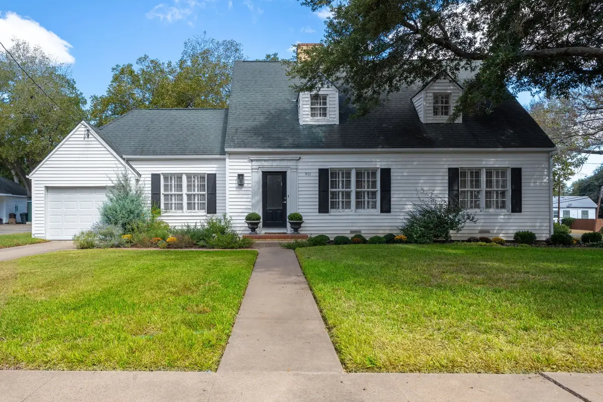 901 Anderson Street, Schulenburg, TX 78956 - #1