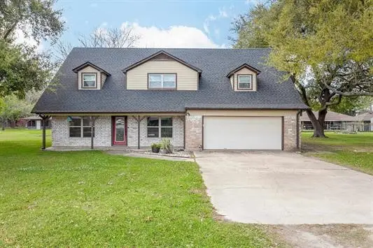 15330 Dale Dell Road, Hamshire, TX 77622