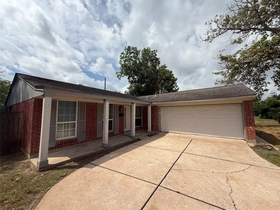 4327 Oakside Drive, Houston, TX 77053 - #2