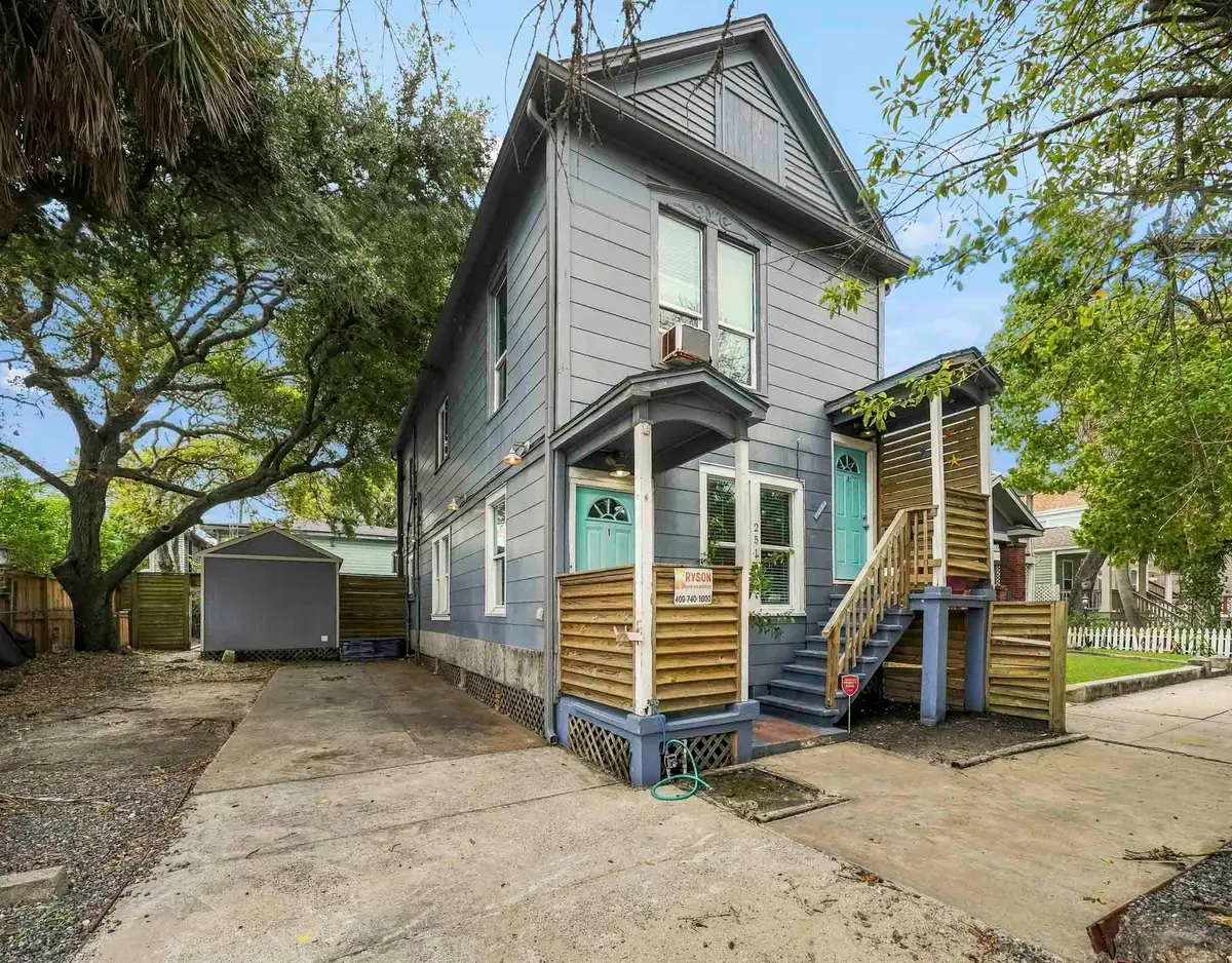 2511 Bernardo De Galvez Avenue, Galveston, TX 77550 - #1