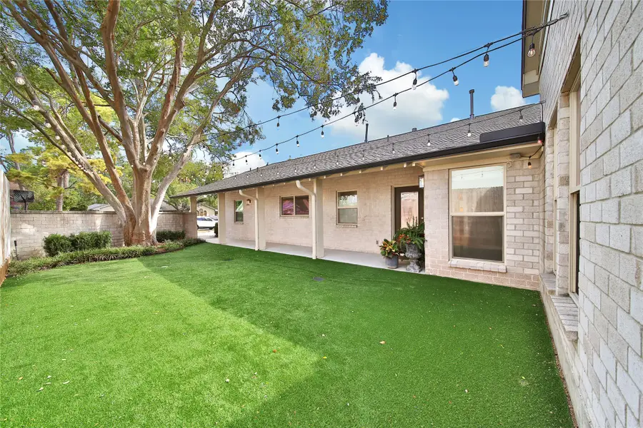 6238 Braesheather Circle, Houston, TX 77096 - Image #3