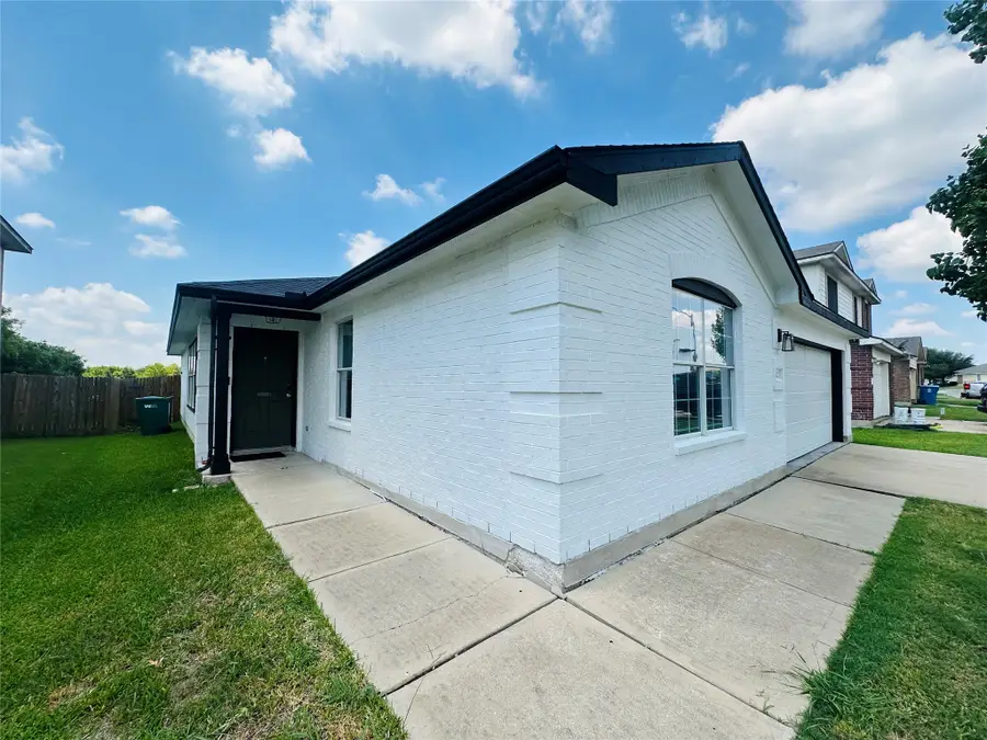 602 Lavaca Loop, Elgin, TX 78621 - #2