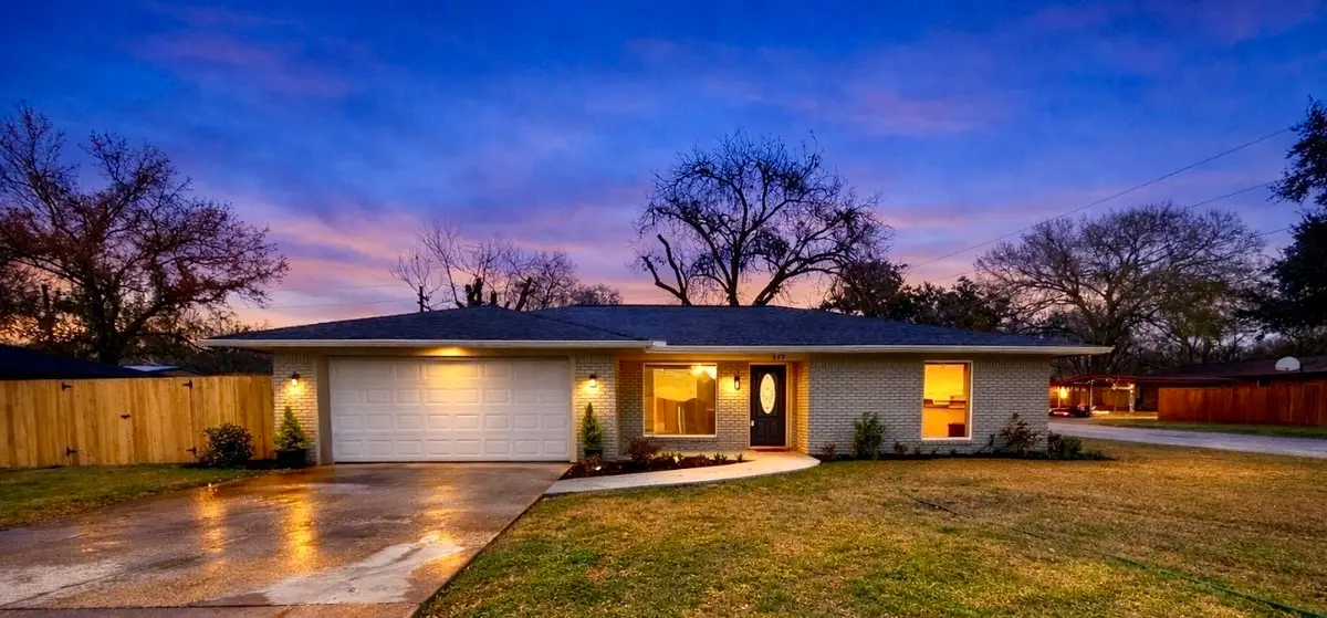 802 Victoria Street, Navasota, TX 77868 - #1