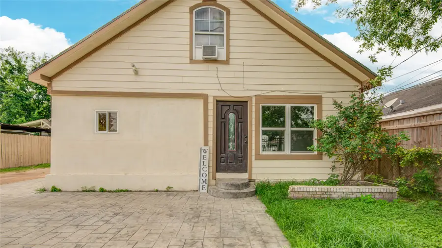 911 Wooding Street, Houston, TX 77011 - #3