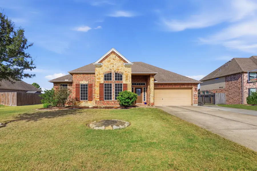 4115 Broadmoor Drive, Monterey Belvieu, TX 77523 - Image #2