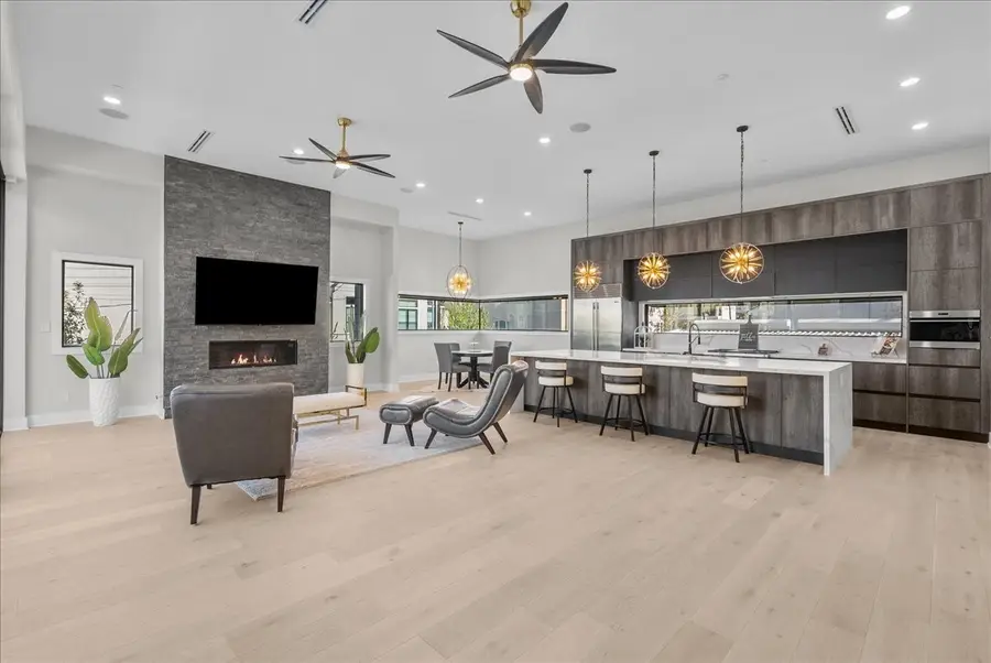 516 Reinerman Street, Houston, TX 77007 - #3