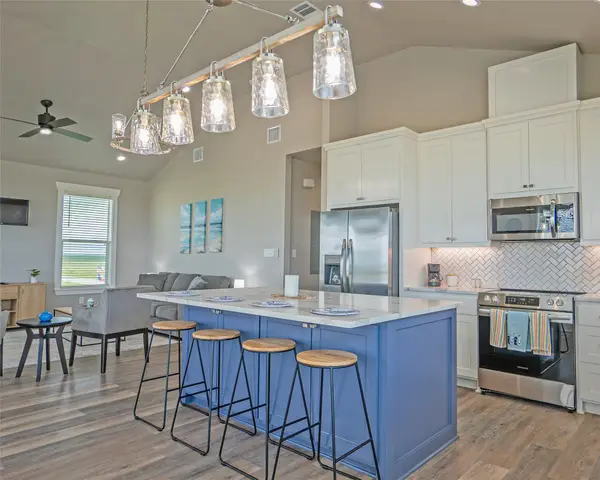 25696 Fm 457, Sargent, TX 77414