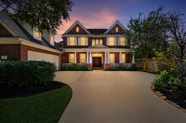 4627 Lake Knoll Court, Sugar Land, TX 77479