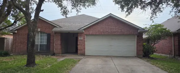 17211 Laguna Trail Drive, Houston, TX 77095