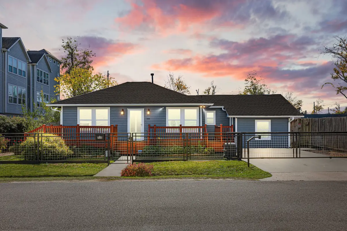 710 E 28th Street, Houston, TX 77009 - Image #1