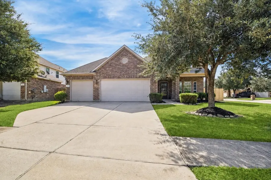 210 Chestnut Street, Baytown, TX 77520 - #2