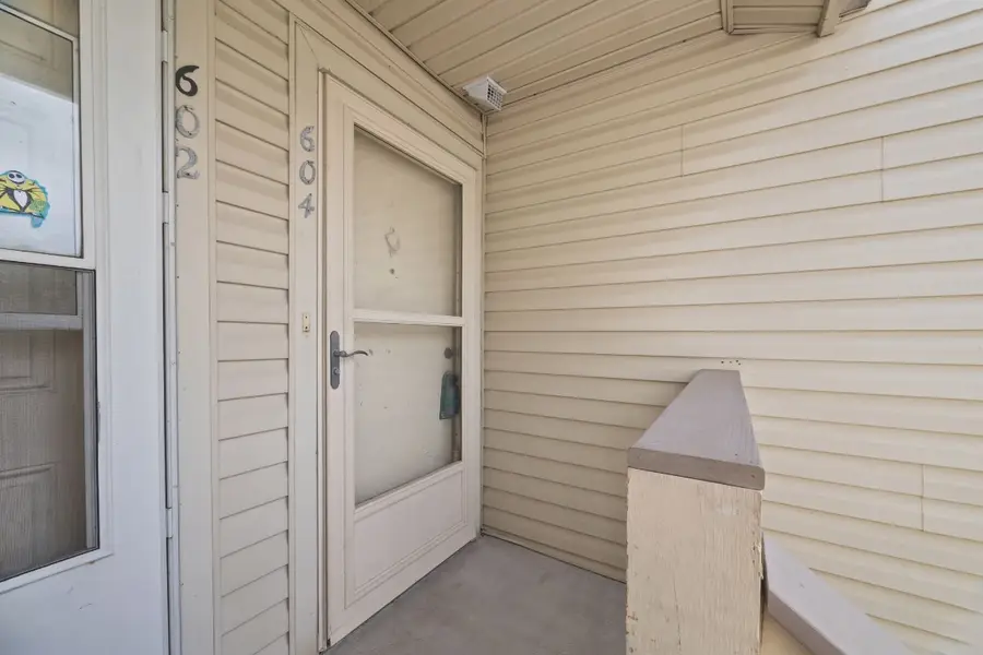 7600 Emmett F Lowry Expressway #604, Texas City, TX 77591 - #2