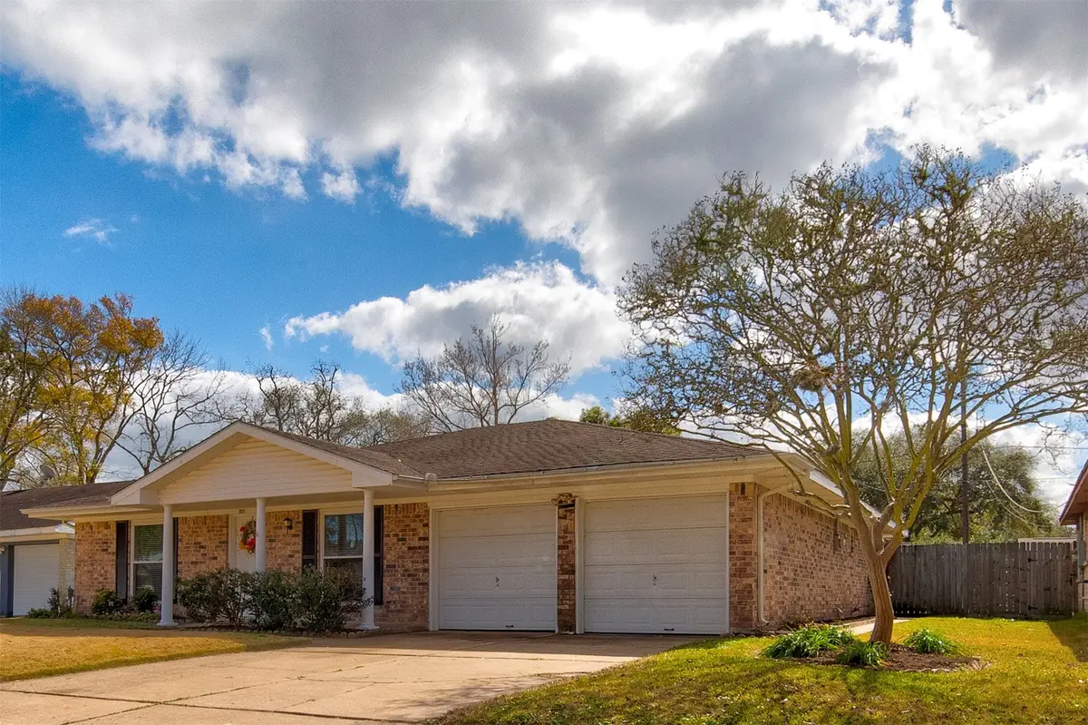 1113 W Flamingo Drive, Seabrook, TX 77586 - #1