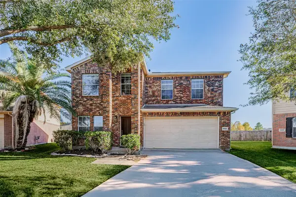 19203 Christine Crossing Dr, Richmond, TX 77407