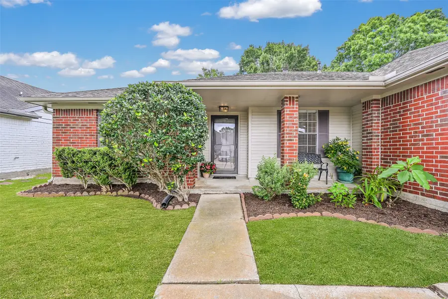 4918 Pleasant Plains Drive, Friendswood, TX 77546 - #2