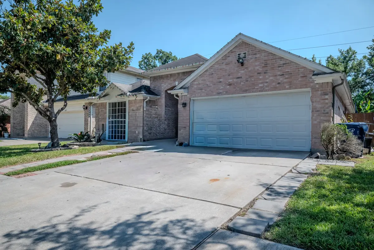 1411 Clear Valley Drive, Houston, TX 77014 - Image #1