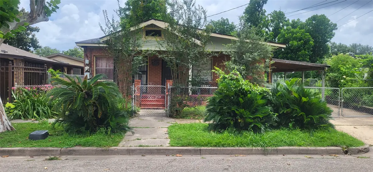 7629 Avenue I, Houston, TX 77012 - #1