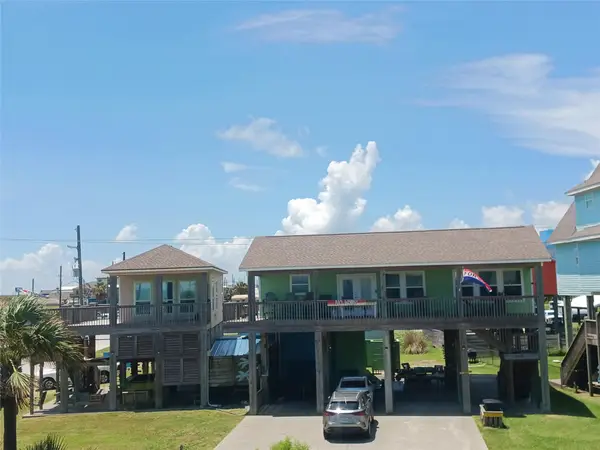 846 S Crystal Beach Road, Port Bolivar, TX 77650