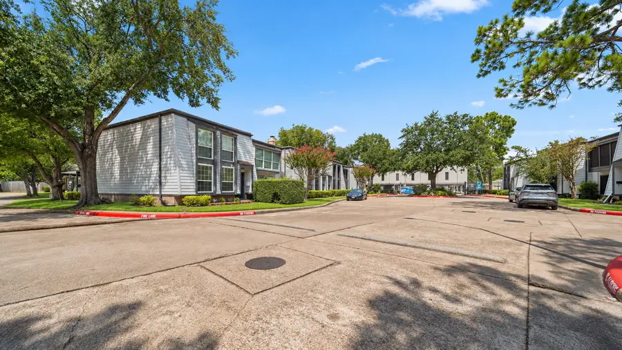 10211 Beekman Place Drive Drive, Houston, TX 77043 - #2