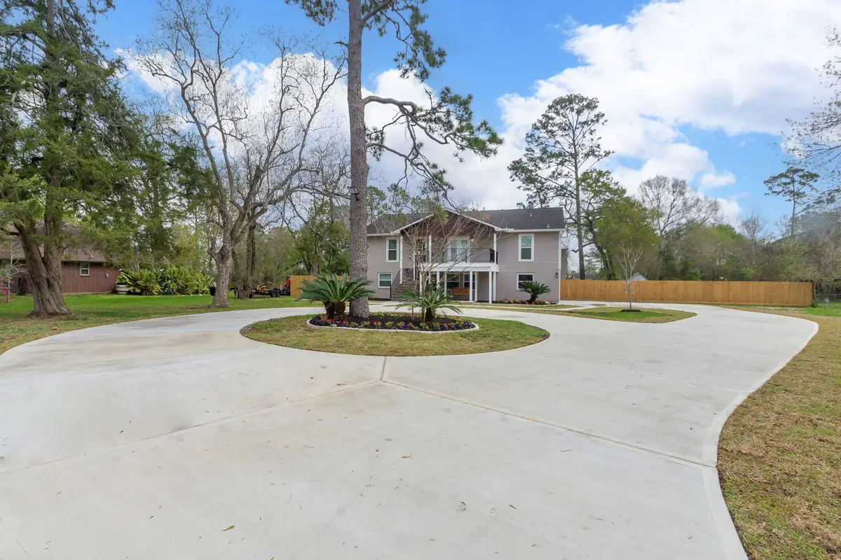 4509 Country Club Drive, Dickinson, TX 77539 - #1