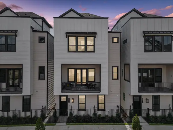 2213 Dennis Street, Houston, TX 77004