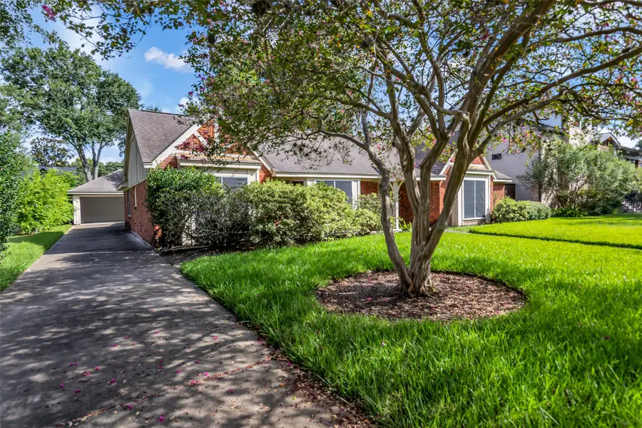 5006 Yarwell Drive, Houston, TX 77096 - #3
