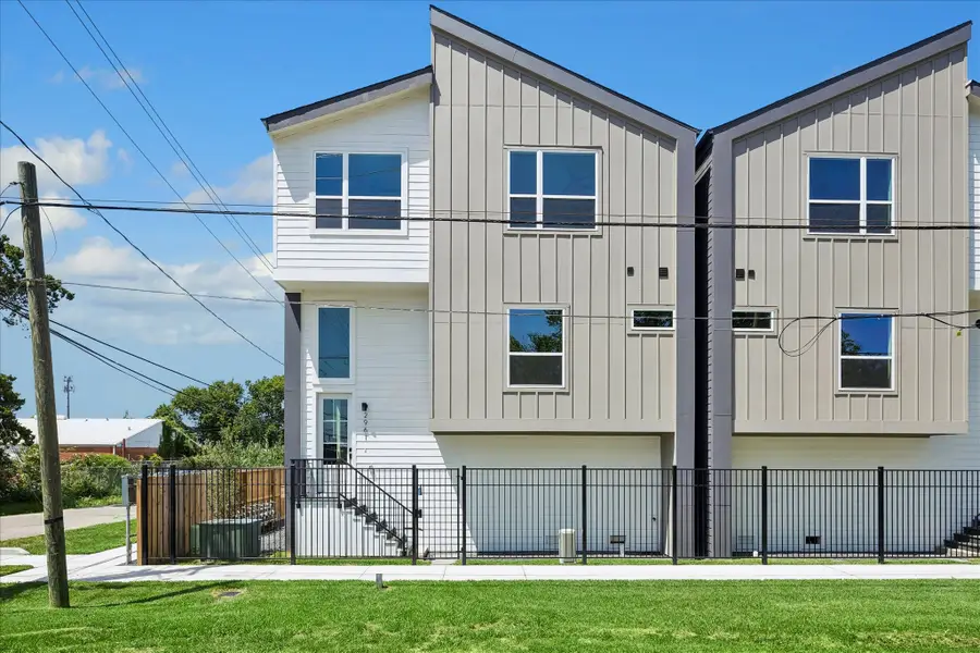2959-2961 Delafield Street, Houston, TX 77023 - #2