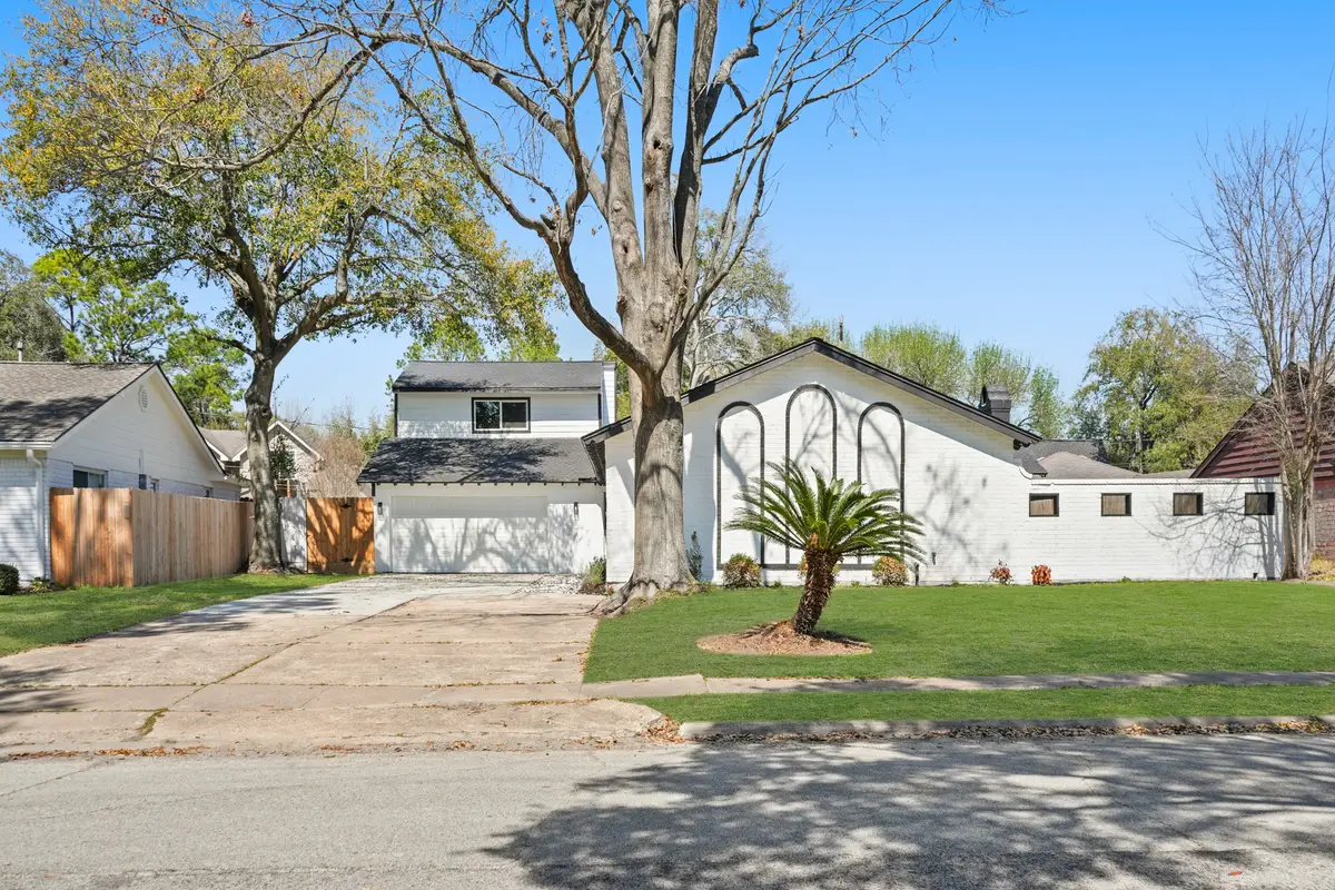 10722 Lynbrook Drive, Houston, TX 77042 - #1