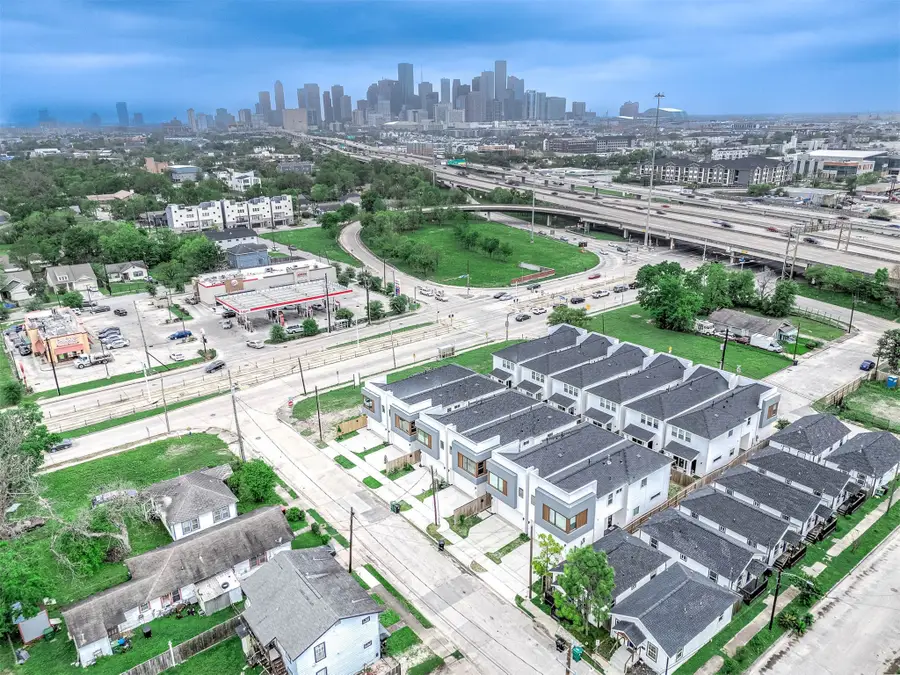 3513 Mcilhenny Street, Houston, TX 77004 - #2