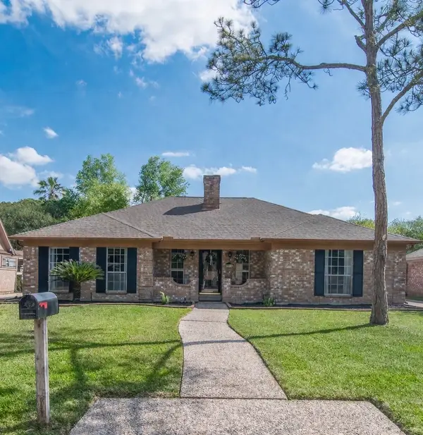 20319 Monkswood Drive, Katy, TX 77450